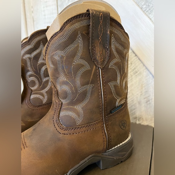 Ariat Women’s Anthem Shortie II Waterproof Western Boots Distressed Brown 7B - Picture 4 of 7
